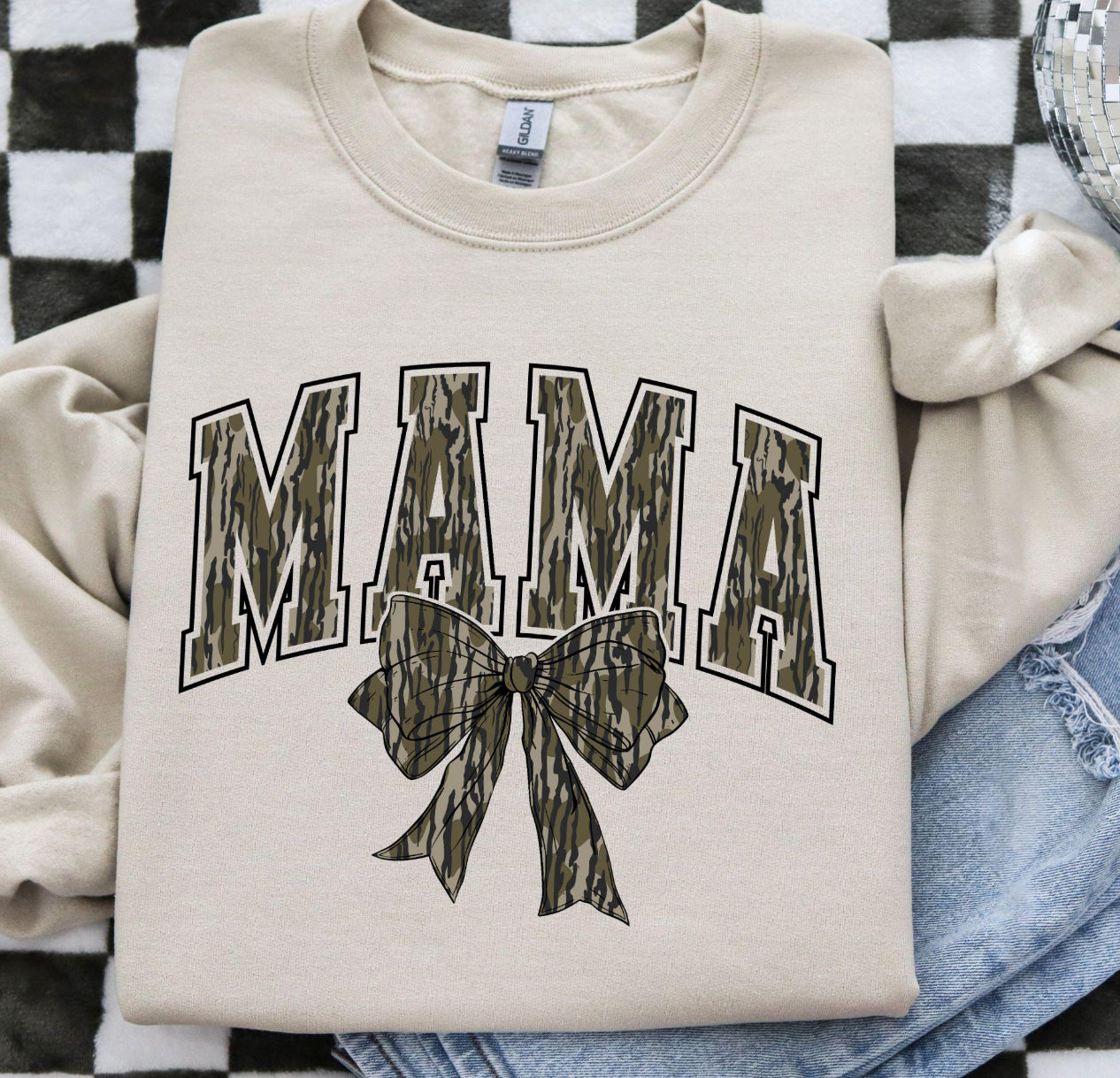 Mama Bottomland Bow Camo