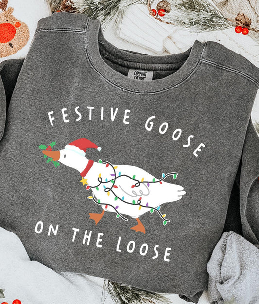 Festive Goose on the Loose